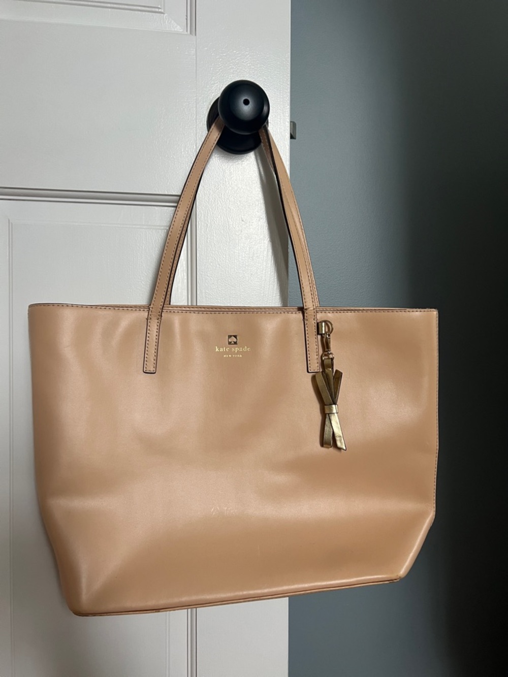 kate spade Smooth Leather Tote in Nude Beige with Gold Charm